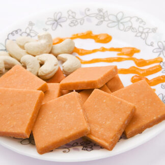 Santra Kaju Wadi - 80 gms